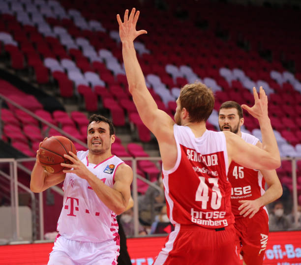 汉密尔顿过 汉密尔顿过